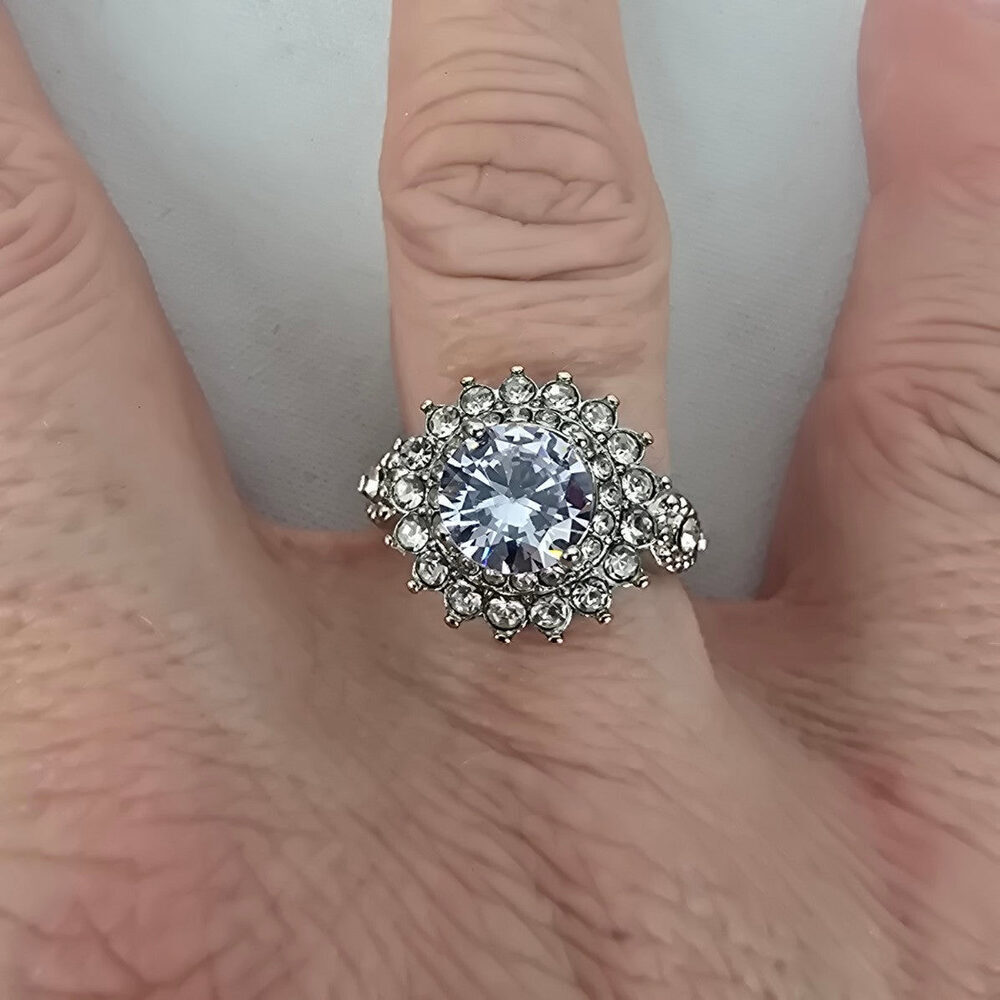 Silver Tone Crystal Stone Statement Ring Size 8